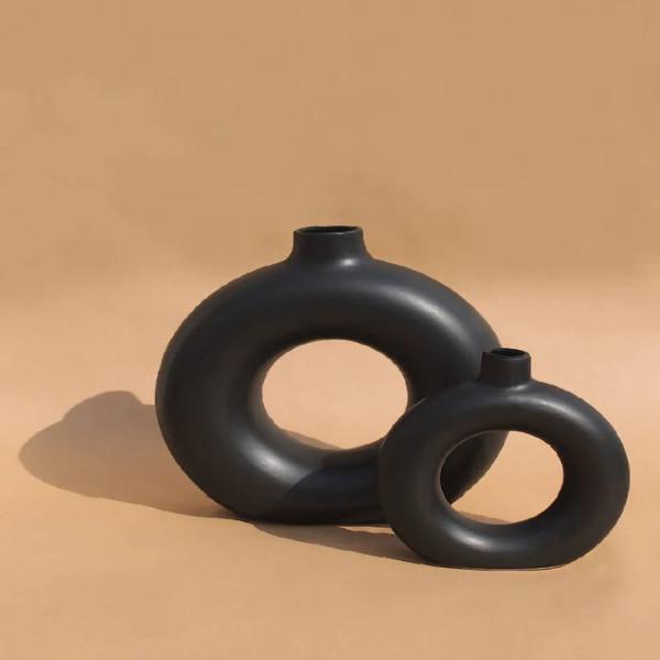 Black Polo Vase - Thirty Six Knots - thirtysixknots.com
