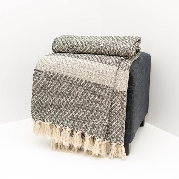 Throw ISHA - Thirty Six Knots - thirtysixknots.com