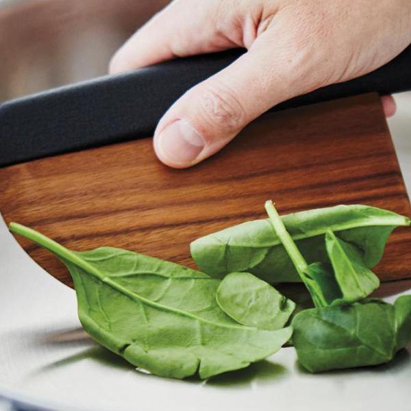 Vegetable Knife Design by Chifen Chang - Thirty Six Knots - thirtysixknots.com