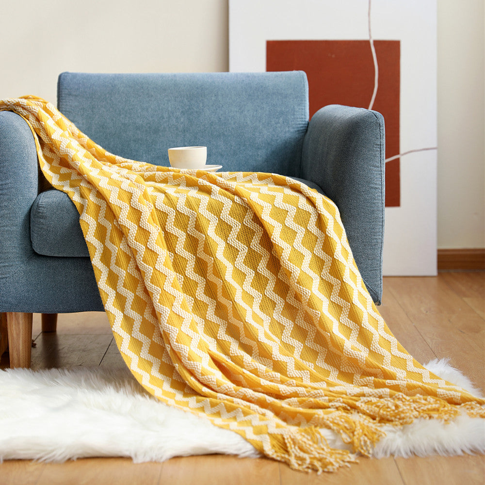 Knitted Blanket - Versatile Geometric Pattern