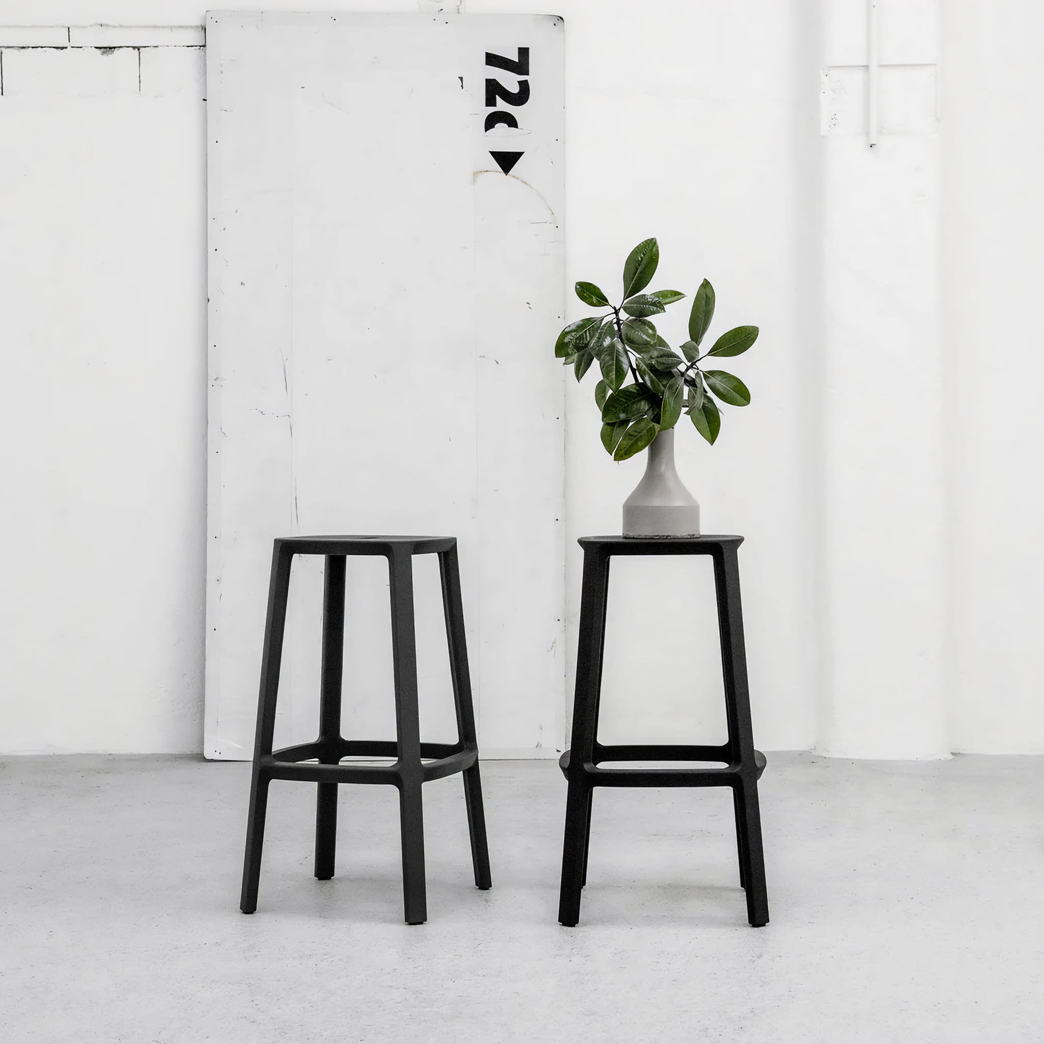 Cadrea Bar Stool<p> Indoor & Outdoor Use