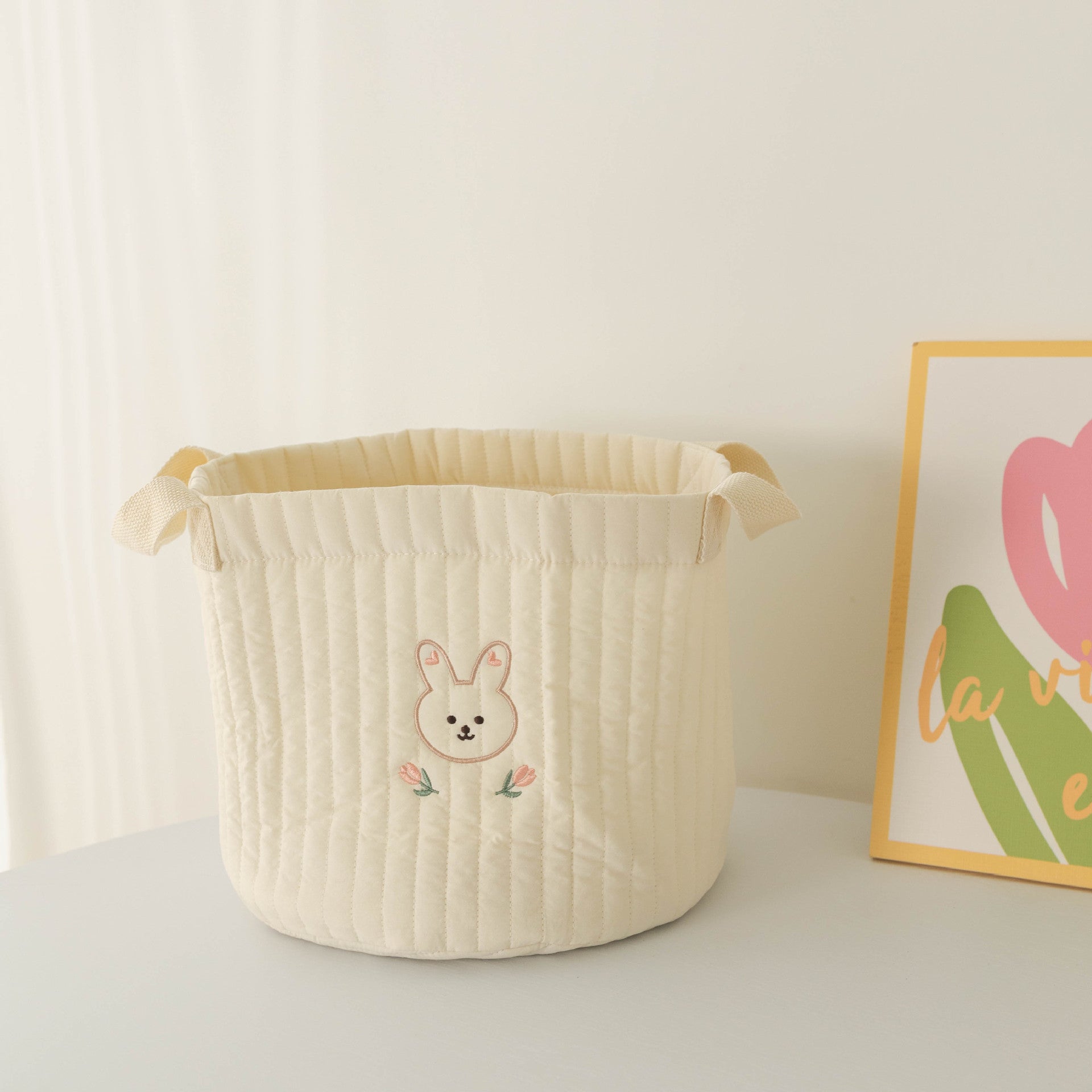 White Squirrel Hanging Storage Bag