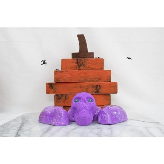 Bomb Skull- Halloween Bath Bomb - Thirty Six Knots - thirtysixknots.com