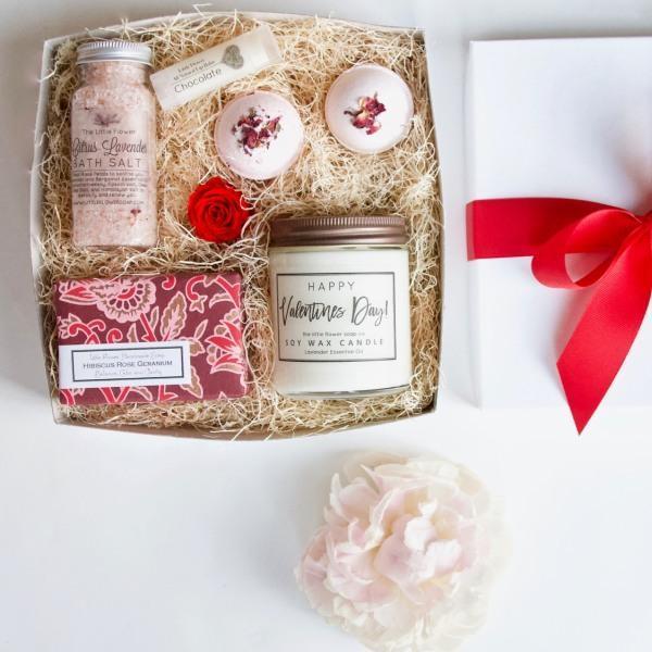 Luxury Valentines Spa Gift Box - Thirty Six Knots - thirtysixknots.com